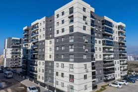 MENEMEN KOYUNDERE HAVUZLU SİTE İÇİNDE SATILIK SIFIR 3+1 DAİRE